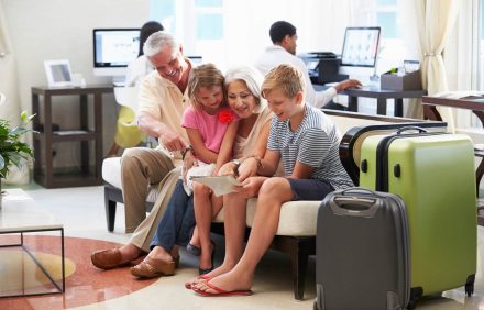 Learn how to choose the best trip for children and elderly people!