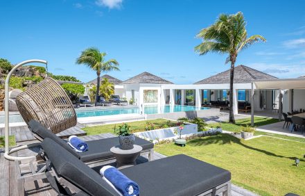 Clifftop Serenity: 6-Bedroom Luxury in St. Barts