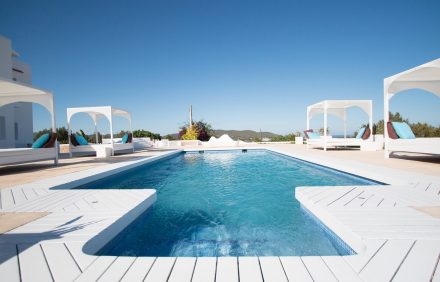Secluded Luxury Villa – IBZ072