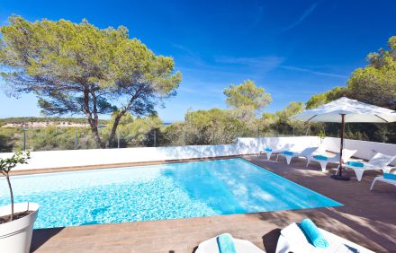Amazing Beach House – IBZ079