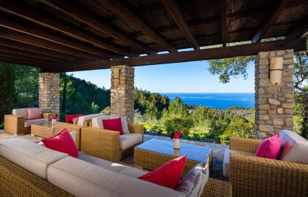 Traditional and Secluded four bedroom Mallorcan Villa in Banyalbufar – PMA014