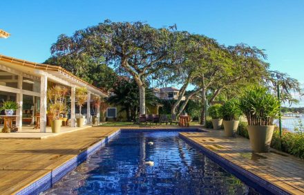 Peace and Tranquility in Manguinhos – BUZ009