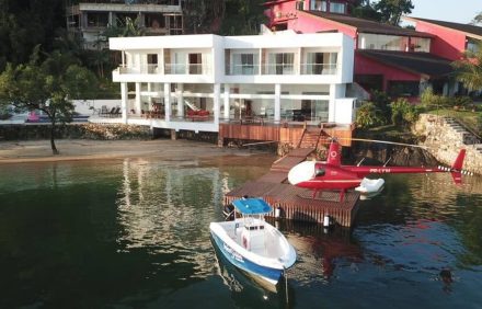 Casa Moderna e Pé na Areia em Angra – ANG008