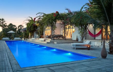 Elegance and Classy House – CEA002