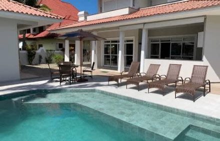Classy Mansion in Jurerê – FNL003
