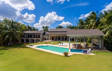 Mediterranean Style Villa In Casa De Campo With Scenic Views – DOM021