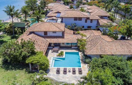 Rustic Beach House Ferradura – BUZ012