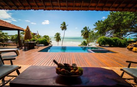 Beautiful Beachfront Villa – ALA018