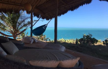Cozy Beachfront House – CEA013