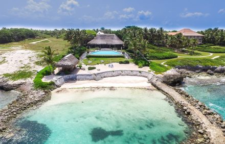 Villa Corales Beachfront With Private Beach In Exclusive Resort – DOM001