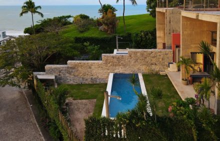 Luxurious House With Incredible Views – RGN008