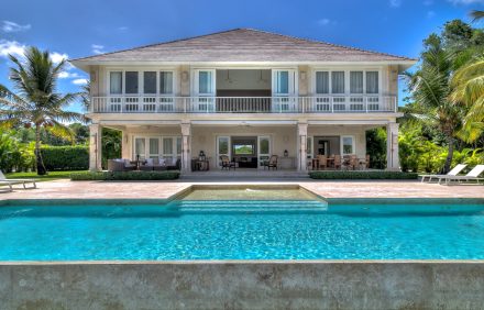 Imposing Golf View Villa Surrounded By Evergreen Palms In Punta Cana – DOM004