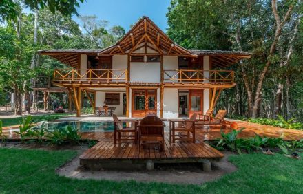 Beautiful and Rustic Villa – BAH060