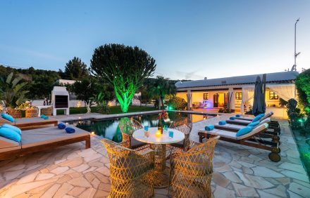 Fantastic Family Villa With Panoramic Countryside Views – IBZ061