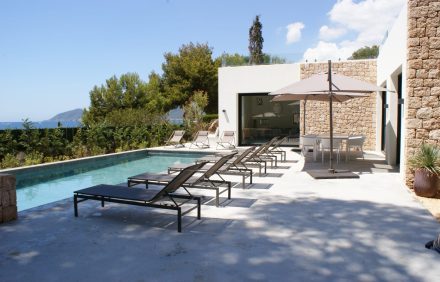 Beautiful House With Sea Access – IBZ031